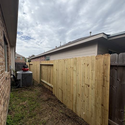 Side yard, tight clearance